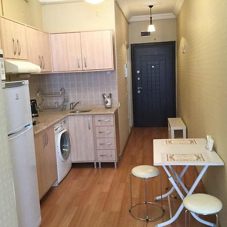 Nina'S Apartment On Gorgasali Μπατούμι Εξωτερικό φωτογραφία